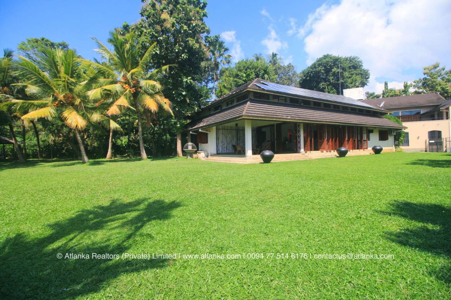 Lakefront Villa for Sale in Bolgoda