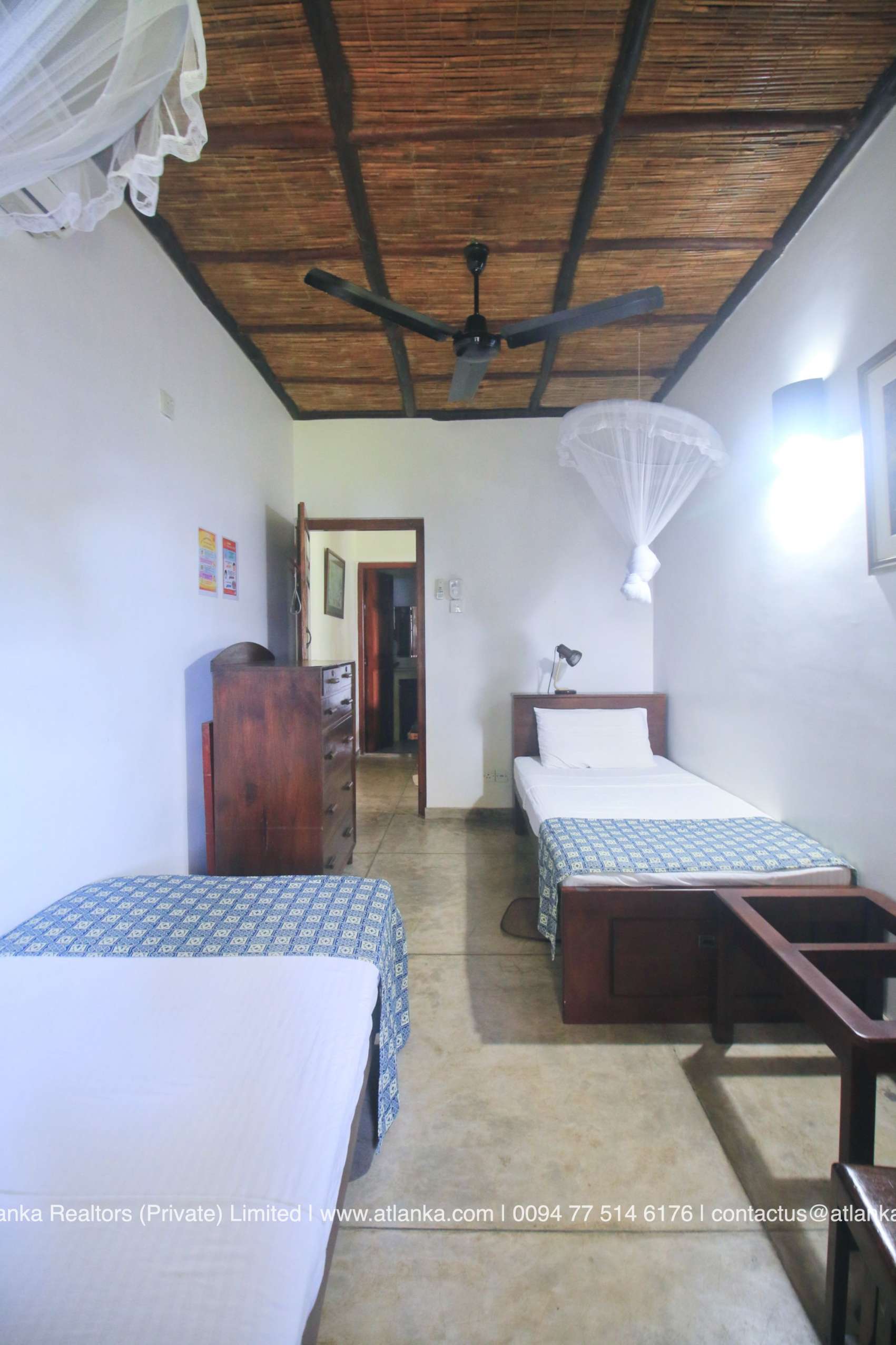 Lakefront Villa for Sale in Bolgoda