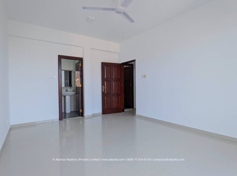 Apartment for Sale in Mount Lavinia