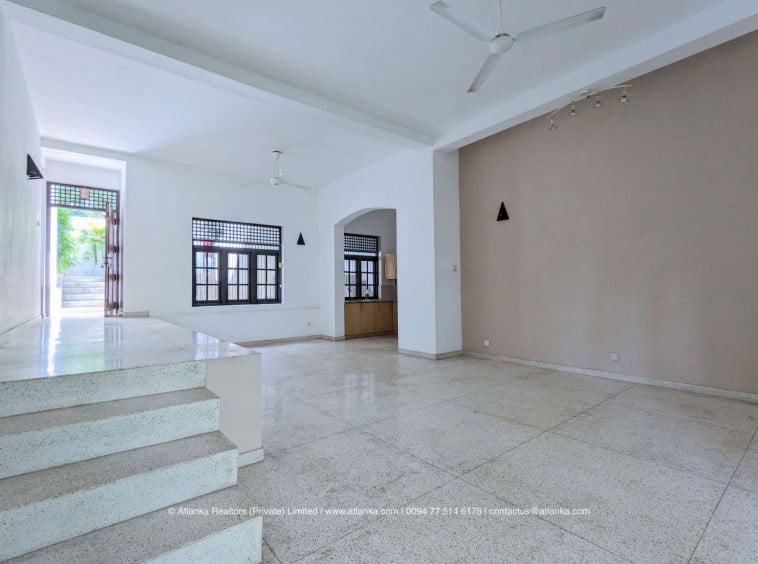 House for Sale in Thalawathugoda