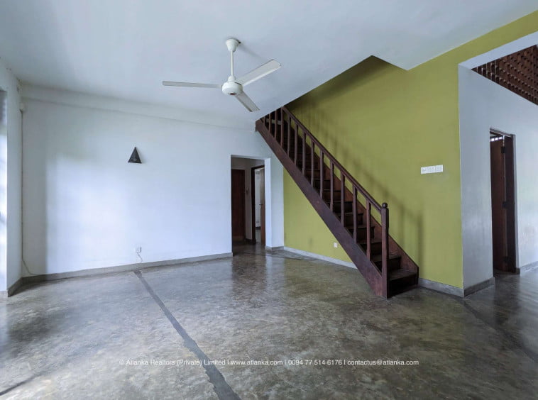 House for Sale in Thalawathugoda