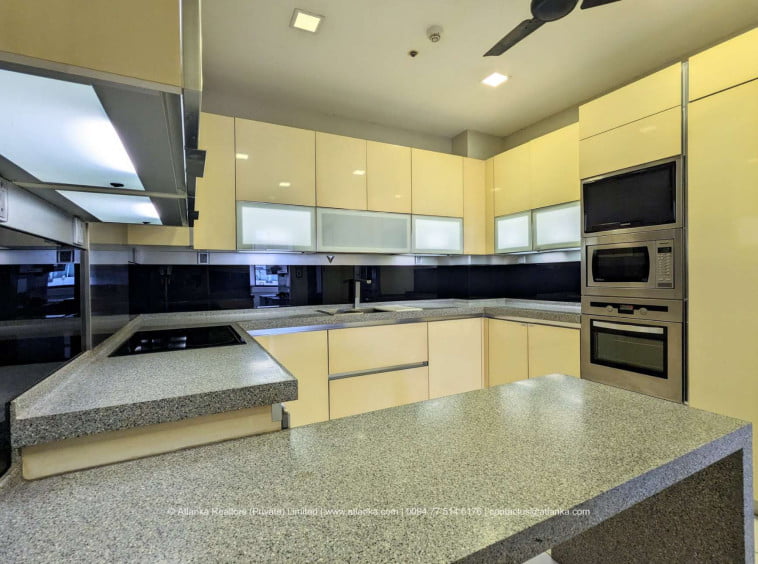 Penthouse for Sale in Royal Park - Rajagiriya