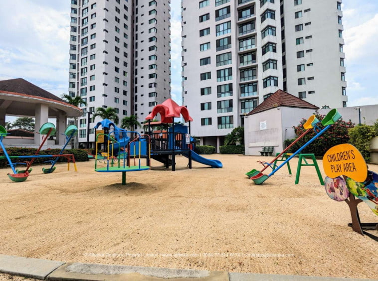Penthouse for Sale in Royal Park - Rajagiriya