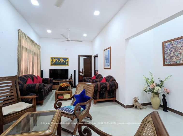 3 Bedroom Unfurnished House for Rent in Mt Lavinia