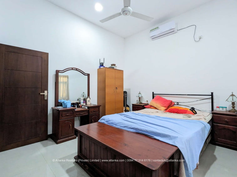 3 Bedroom Unfurnished House for Rent in Mt Lavinia
