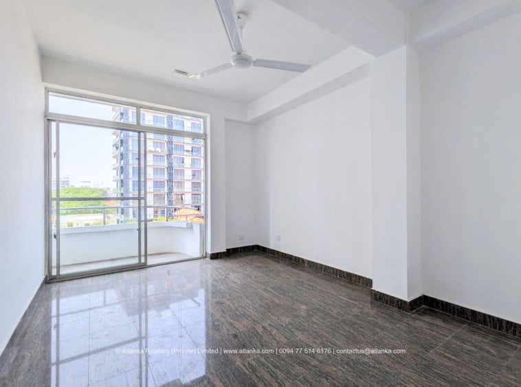 Apartment for Urgent Sale in Colombo