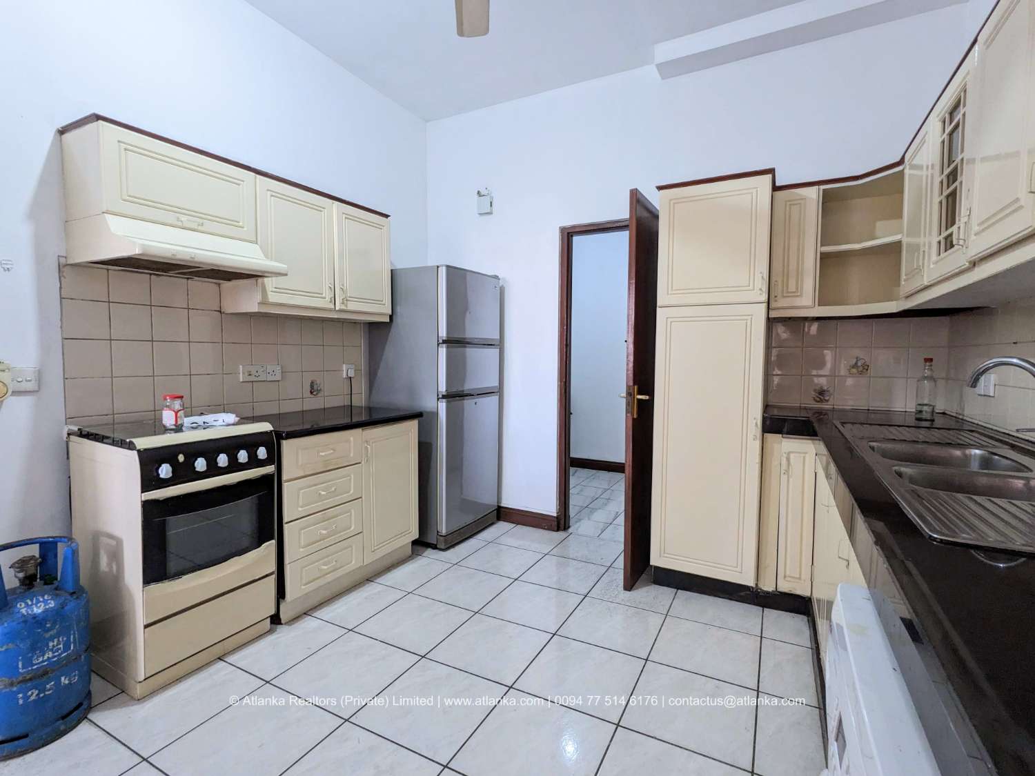 Furnished Apartment for Rent in Kollupitiya