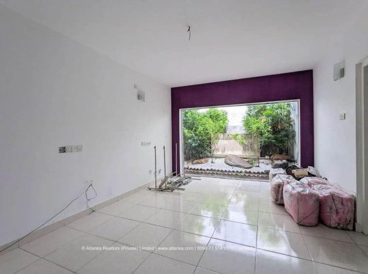 House for Sale in Cinnamon Gardens