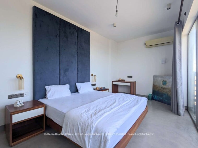 Building with AirBnB Setup & Retail Shop Spaces for Rent on Marine Drive