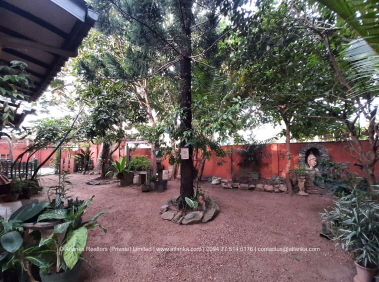 House for Sale in Attidiya