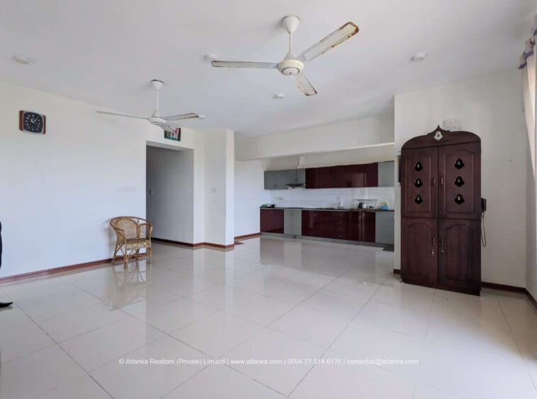 Apartment for Rent in Mt Lavinia