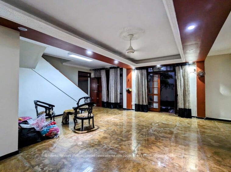 House for Rent in Kollupitiya Colombo 03