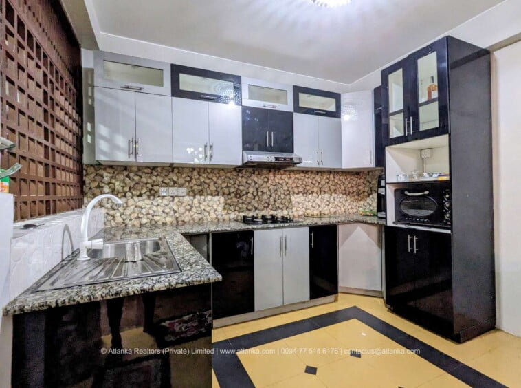 House for Rent in Kollupitiya Colombo 03