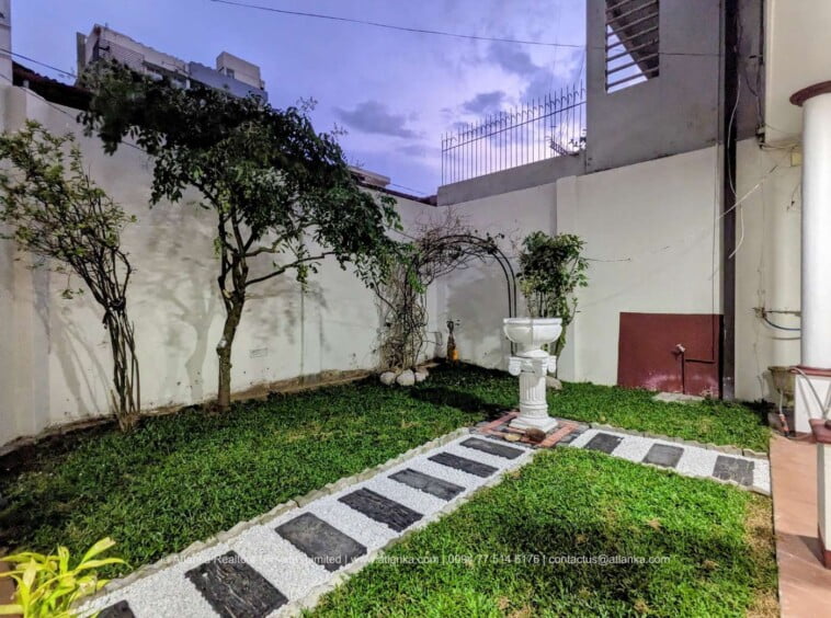 House for Rent in Kollupitiya Colombo 03