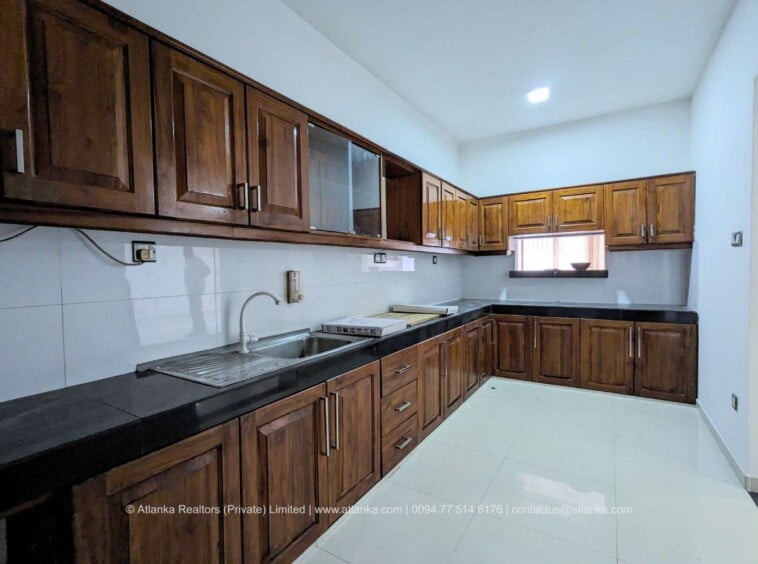 House for Sale in Dehiwala