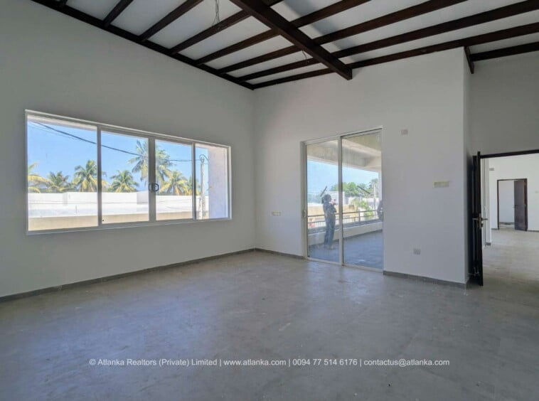 Villa for Sale in Water Estate Bolgoda