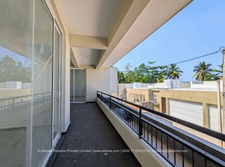 Villa for Sale in Water Estate Bolgoda