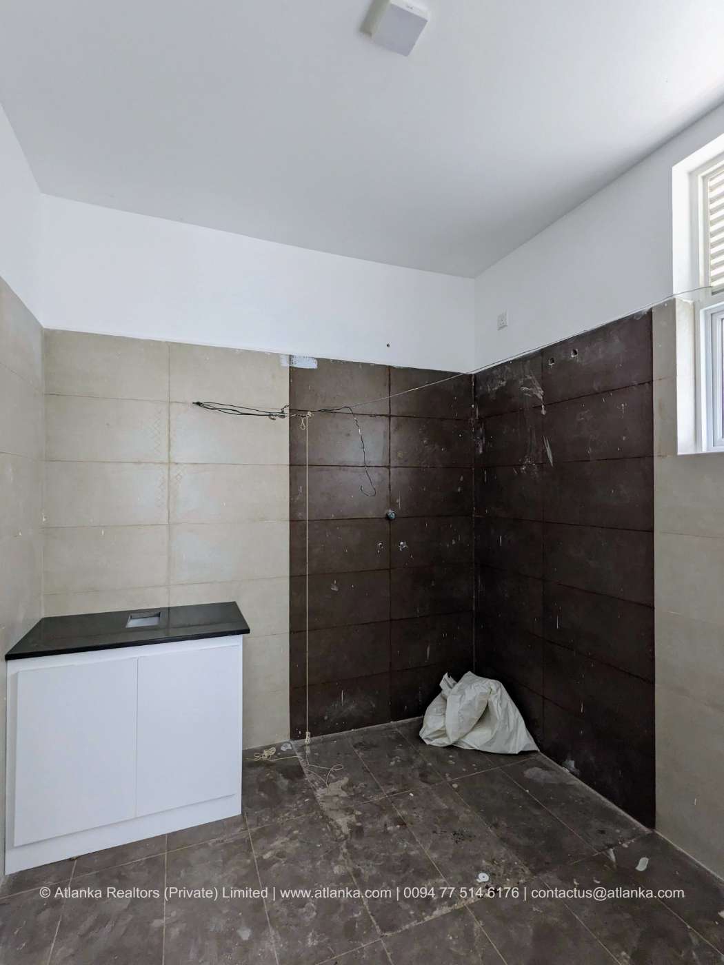 Villa for Sale in Water Estate Bolgoda