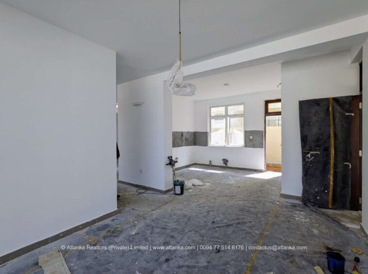 Villa for Sale in Water Estate Bolgoda