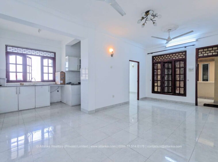 Apartment for Sale in Colombo 06