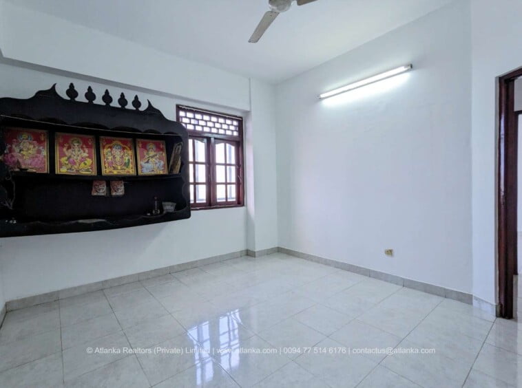 Apartment for Sale in Colombo 06