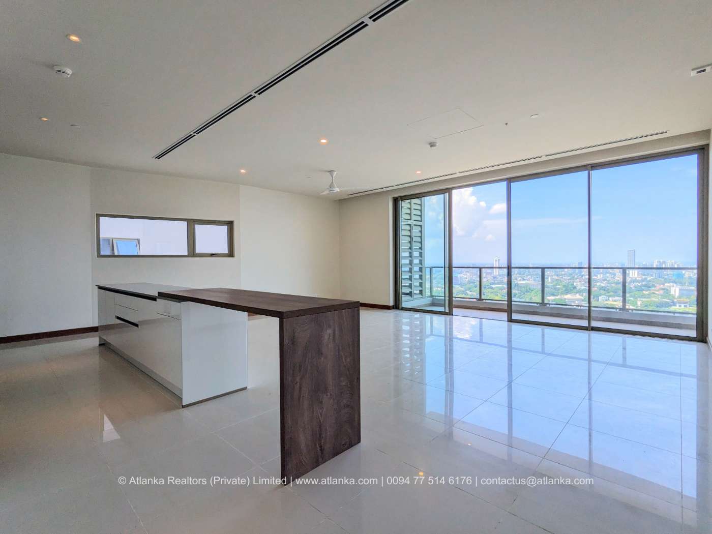 Executive Suite for Sale in The Grand - Ward Place Apartment