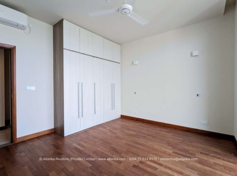 Executive Suite for Sale in The Grand - Ward Place Apartment