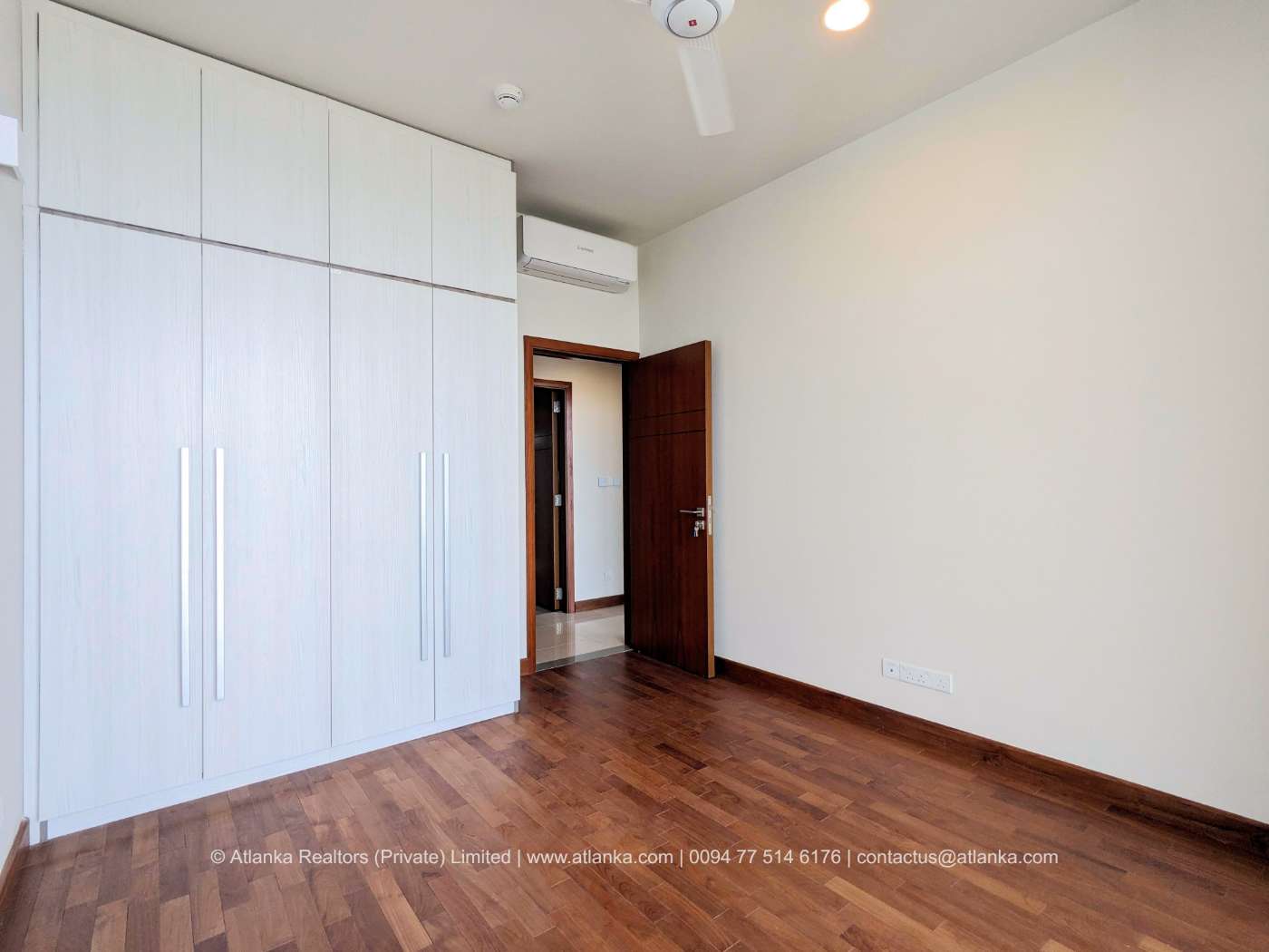 Executive Suite for Sale in The Grand - Ward Place Apartment