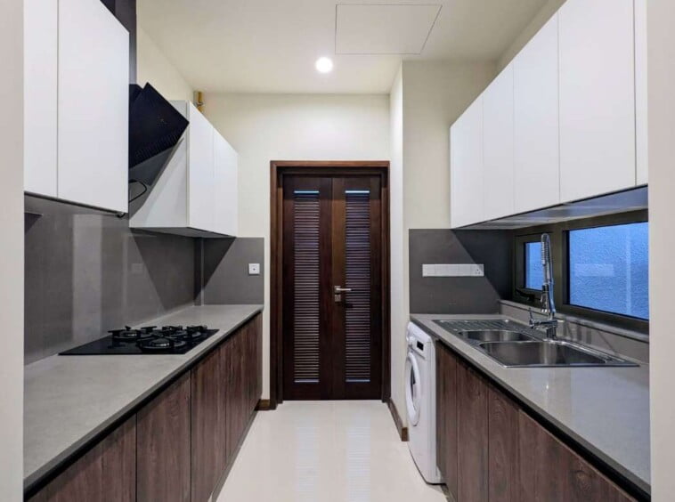 Executive Suite for Sale in The Grand - Ward Place Apartment