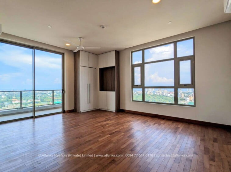 Executive Suite for Sale in The Grand - Ward Place Apartment