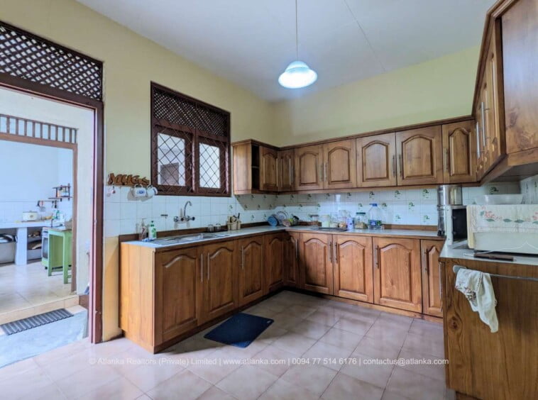 Spacious House for Sale in Nawala