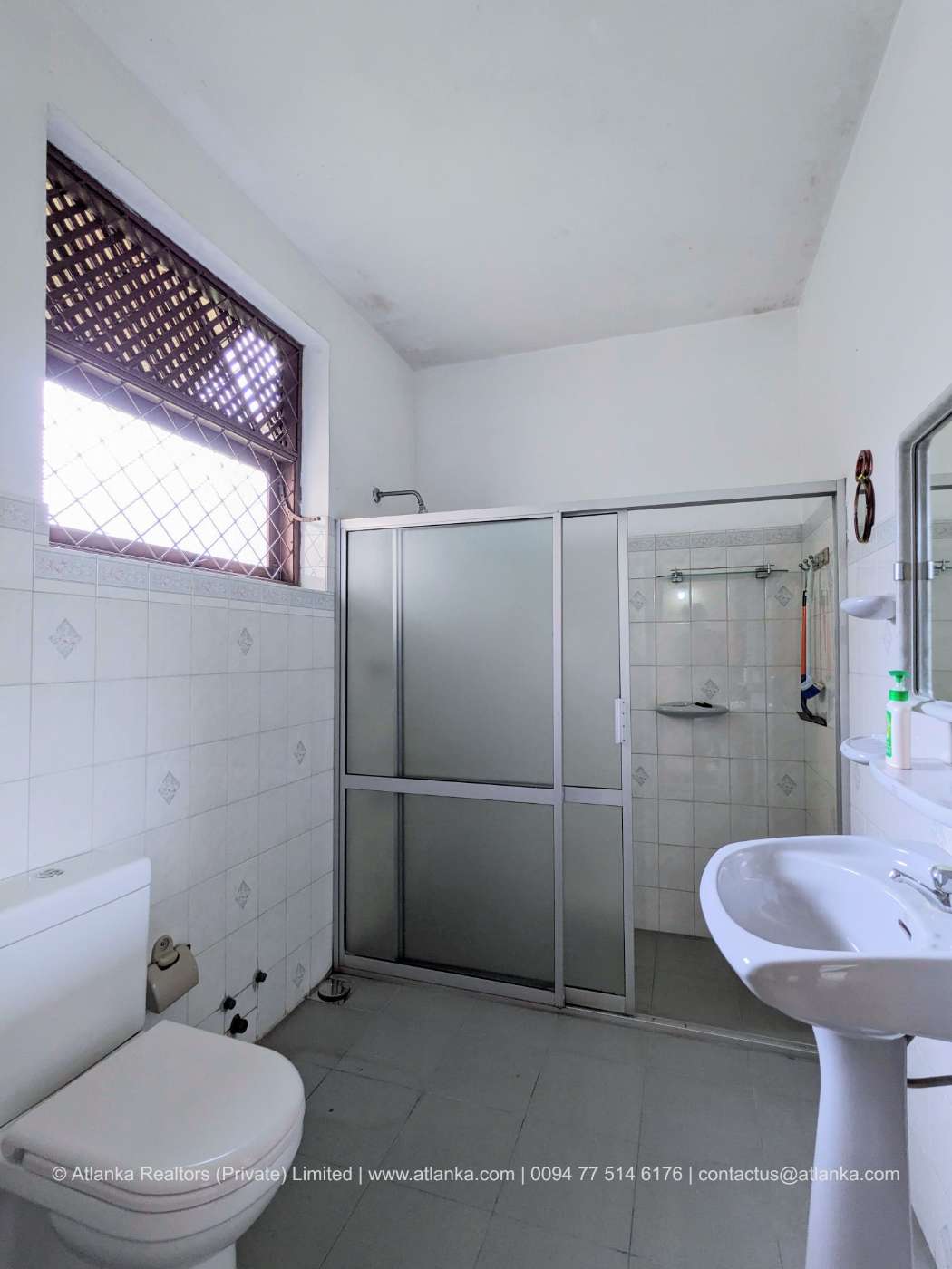 Spacious House for Sale in Nawala