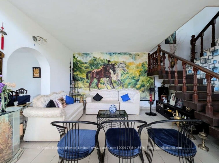 4 Bedroom House for Sale in Kohuwala