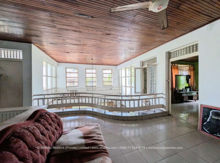 4 Bedroom House for Sale in Kohuwala