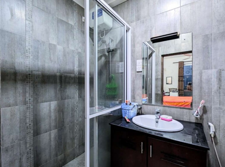 Apartment for Urgent Sale in Bambalapitiya