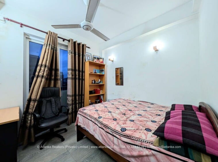 Apartment for Urgent Sale in Bambalapitiya