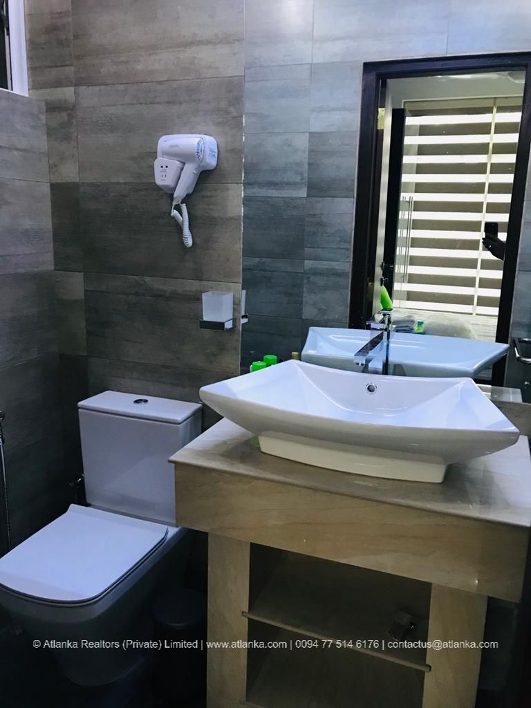 Apartment for Sale in Mt Lavinia