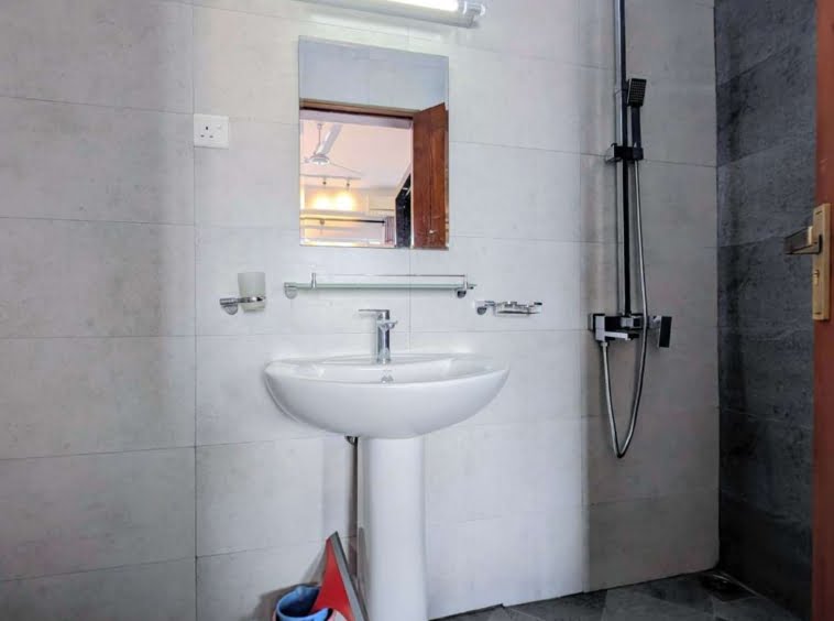 Apartment for Urgent Sale in Mt Lavinia