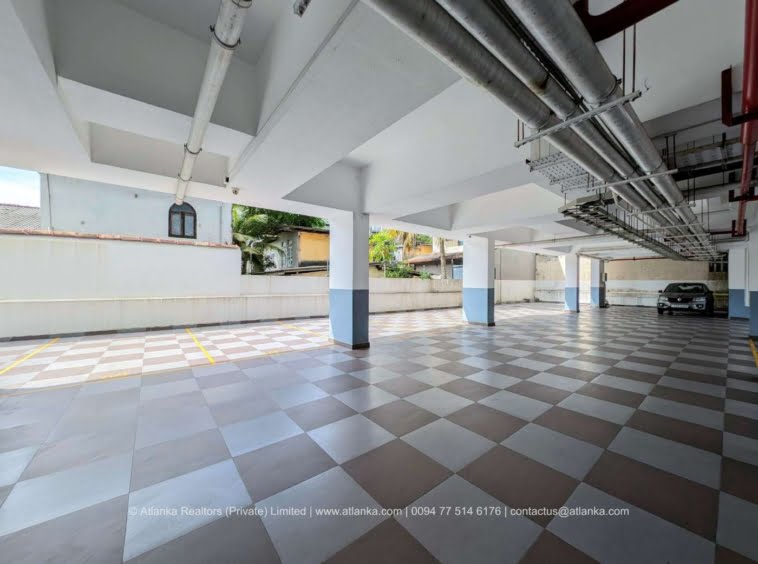 Apartment for Urgent Sale in Mt Lavinia