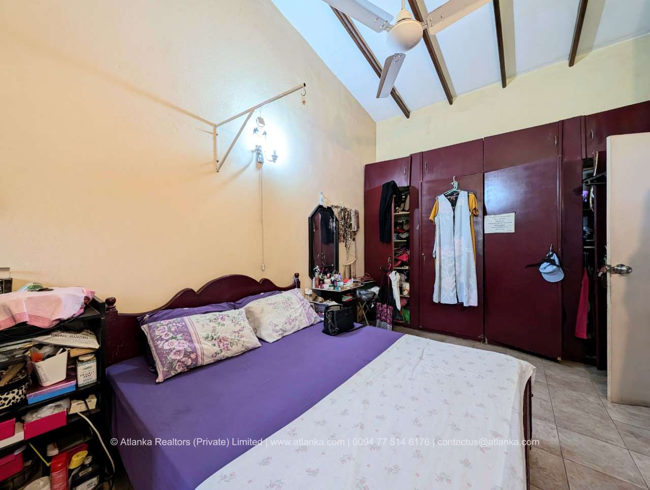 Multi-Family House for Sale in Mount Lavinia