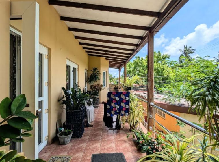 Multi-Family House for Sale in Mount Lavinia