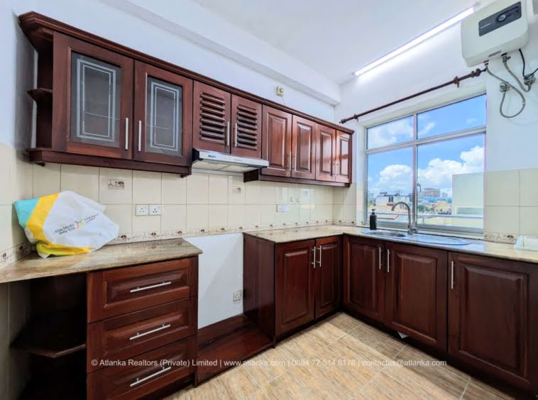 3 Bedroom Apartment for Sale in Dehiwala