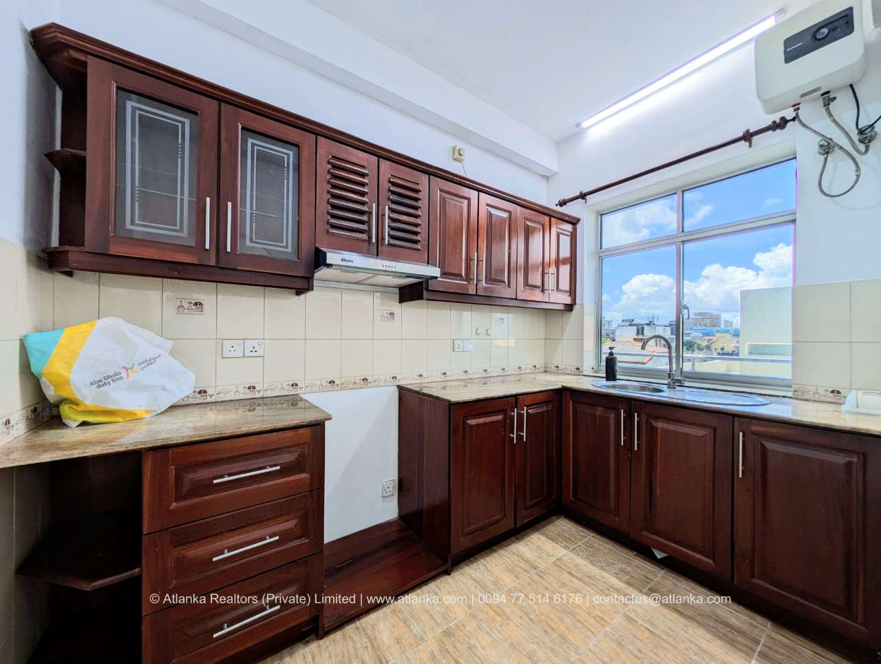 3 Bedroom Apartment for Sale in Dehiwala