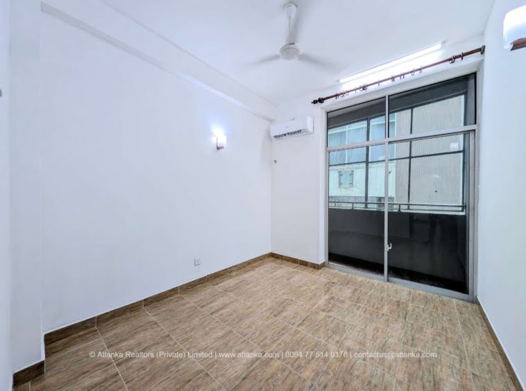 3 Bedroom Apartment for Sale in Dehiwala