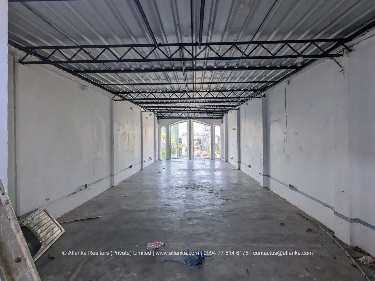 Building for Rent in Colombo 5