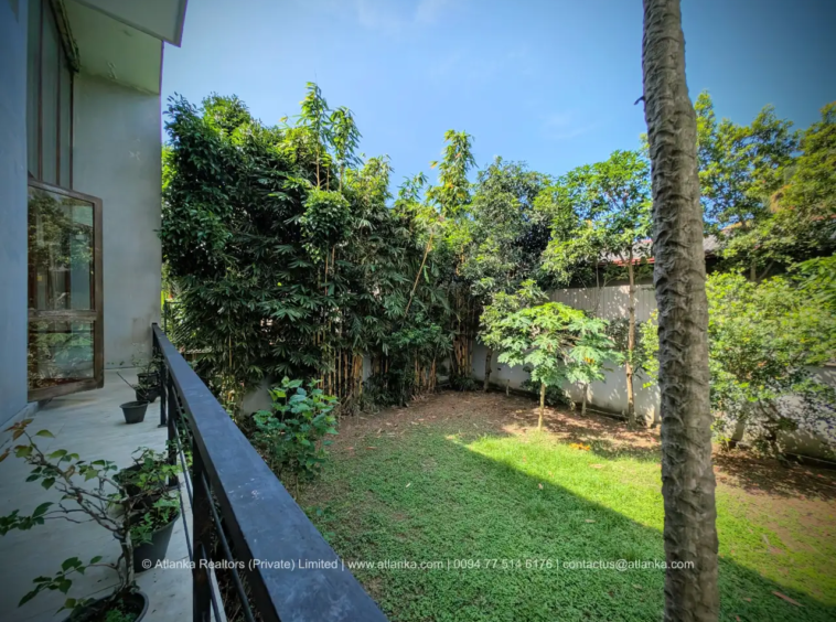 Modern House for Sale in Nugegoda