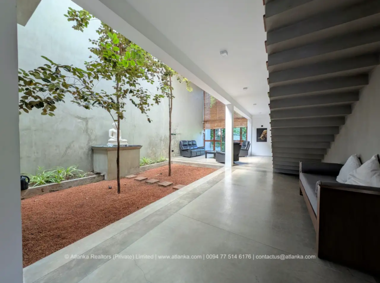 Modern House for Sale in Nugegoda