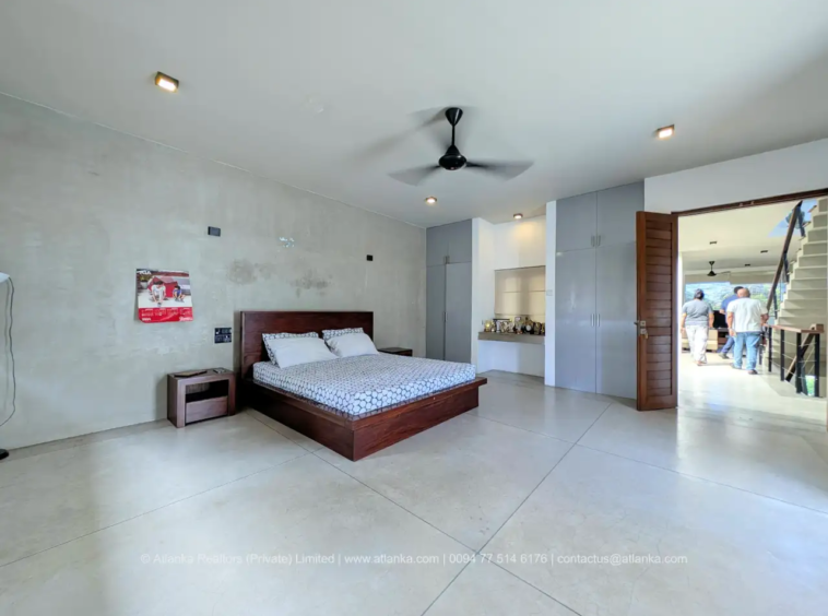 Modern House for Sale in Nugegoda