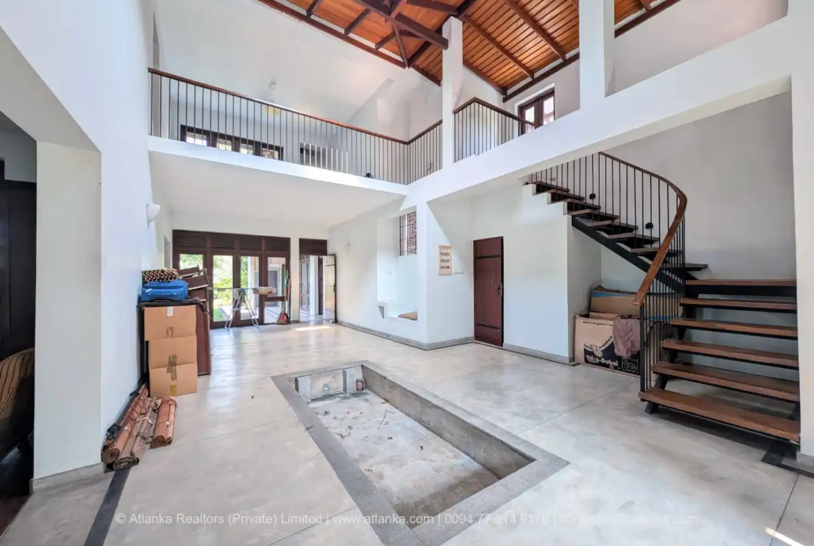 Waterfront Property for Sale in Moratuwa