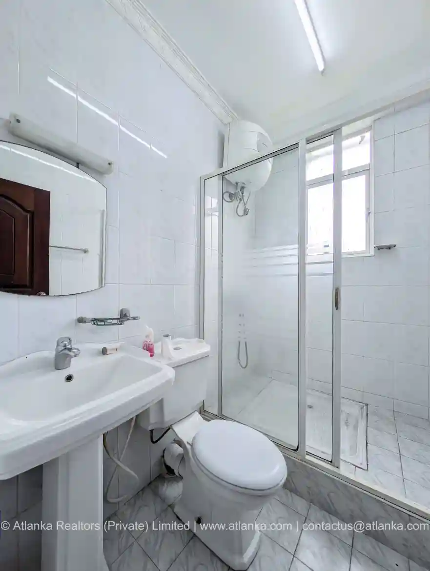 Apartment for Urgent Sale in Mount Lavinia